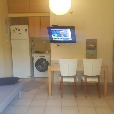 Quite House With Garden And Barbecue Apartment